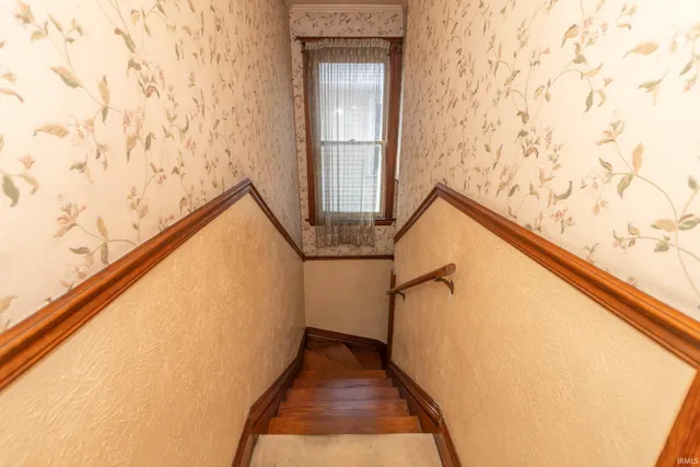 $160,000 | 301 West Jackson Boulevard, Elkhart, IN 46516