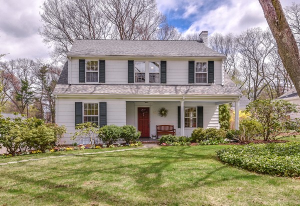 10 Emerson Road Wellesley, MA 02481 - Photo 1 of 28 Gallery Image 1