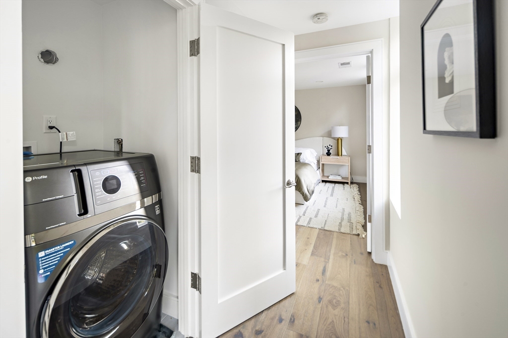 20 Kinmonth Road, Unit 202 Newton, MA 02468 - Photo 15 of 22