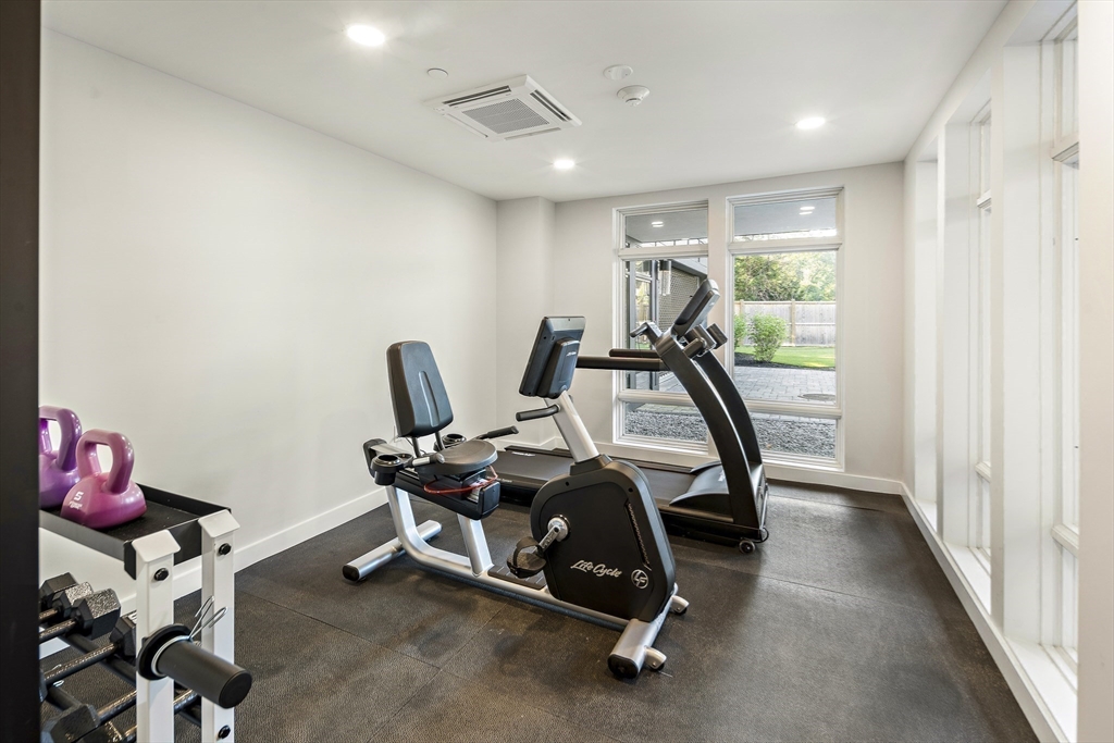 20 Kinmonth Road, Unit 202 Newton, MA 02468 - Photo 18 of 22