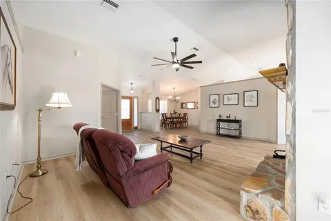 $650,000 | 1120 East Highway 316, Citra, FL 32113