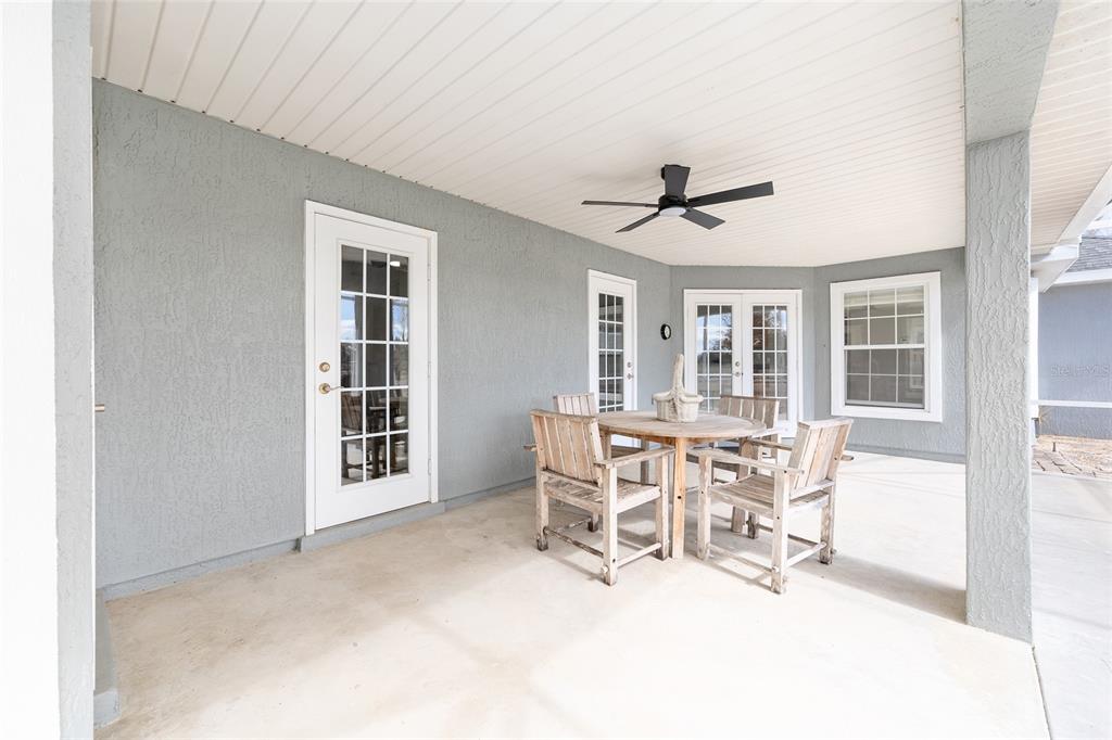 1120 East Highway 316 Citra, FL 32113 - Photo 31 of 61 a dining room with furniture and window