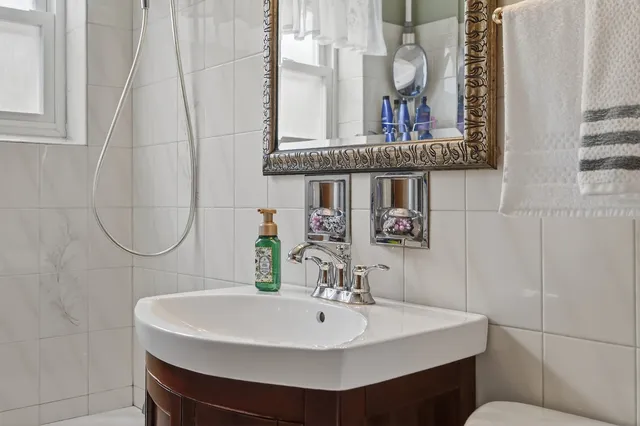 $369,900 | 5723 South Melvina Avenue, Chicago, IL 60638