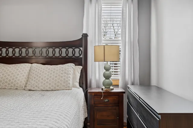 $369,900 | 5723 South Melvina Avenue, Chicago, IL 60638