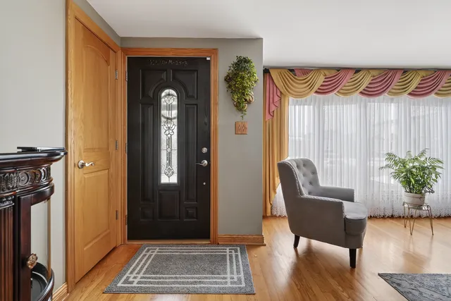 $369,900 | 5723 South Melvina Avenue, Chicago, IL 60638