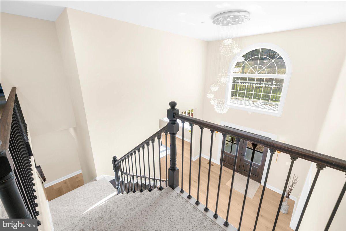 4205 Goshen Road Newtown Square, PA 19073 - Photo 39 of 104 Split staircase