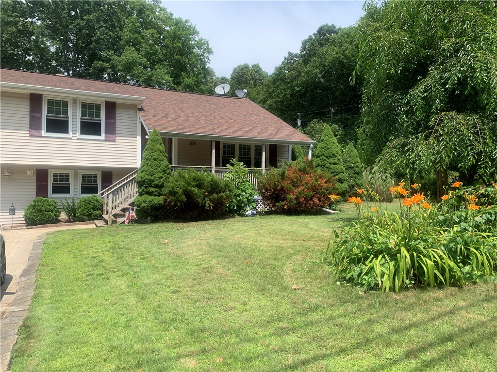 497 Snake Hill Road Glocester, RI 02857 - Photo 3 of 39