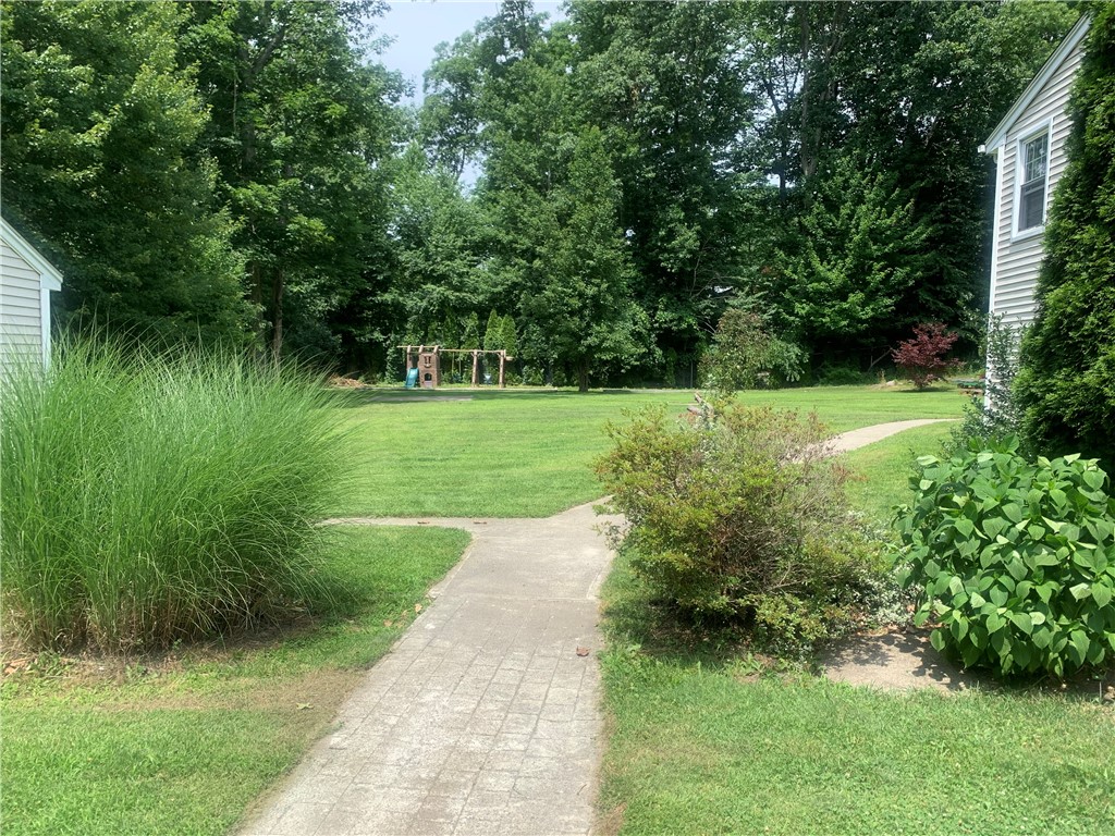 497 Snake Hill Road Glocester, RI 02857 - Photo 8 of 39