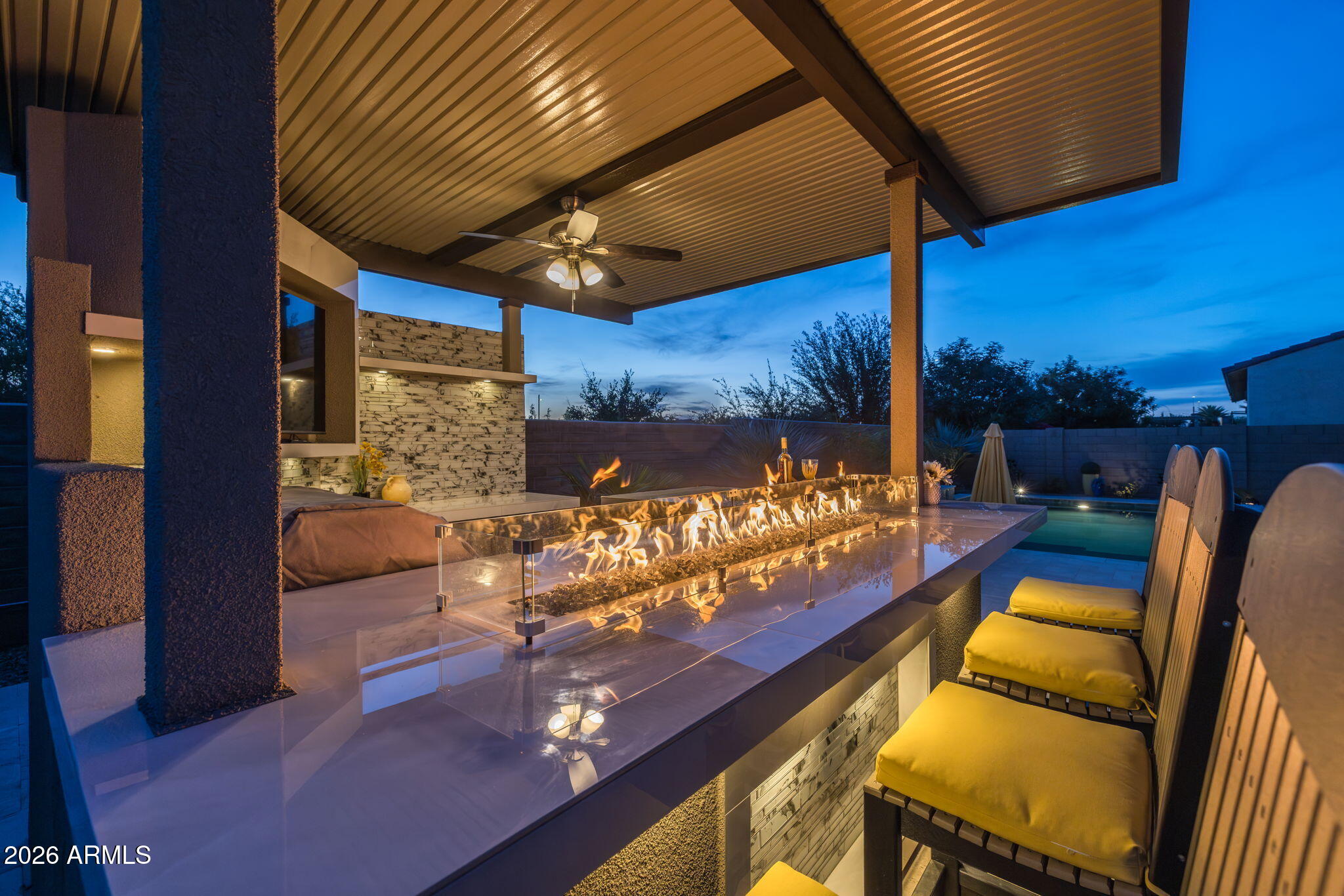 5250 South Wesley Mesa, AZ 85212 - Photo 45 of 89 a view of a chairs and table in the patio