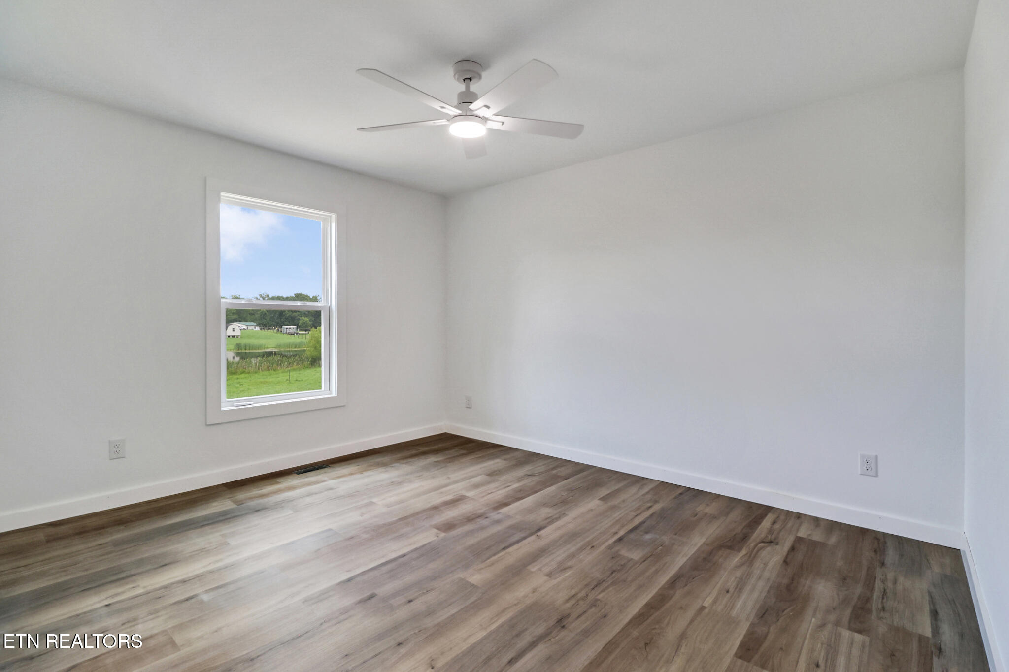 817 Hack Beaty Road Grimsley, TN 38565 - Photo 15 of 26 if1a9344-if1a9348