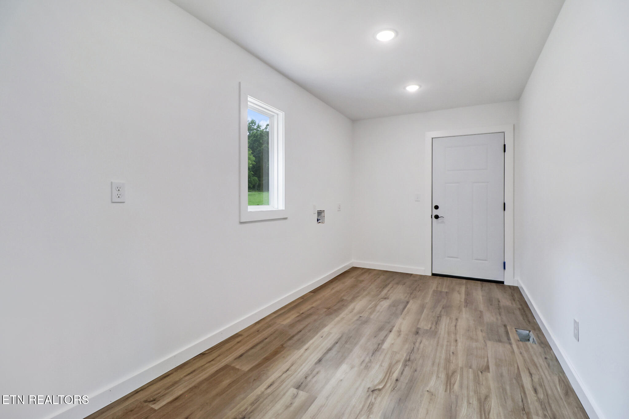 817 Hack Beaty Road Grimsley, TN 38565 - Photo 20 of 26 if1a9369-if1a9373