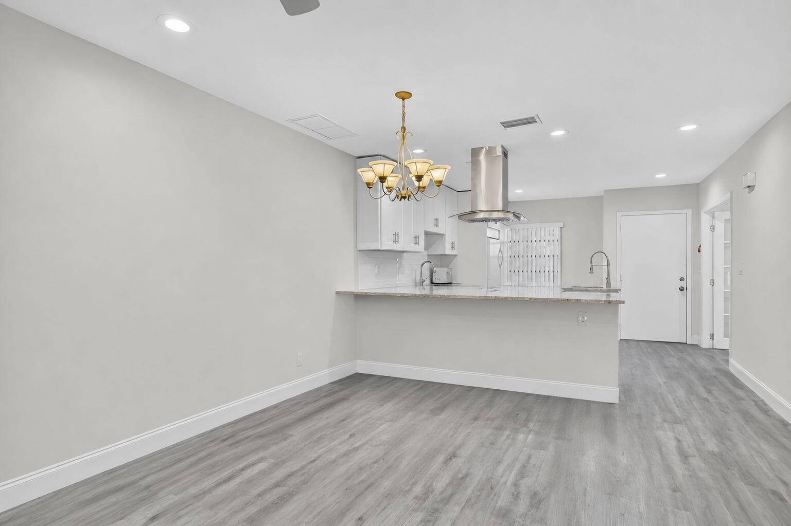 20846 Vinesta Circle Boca Raton, FL 33433 - Photo 9 of 36 Dining