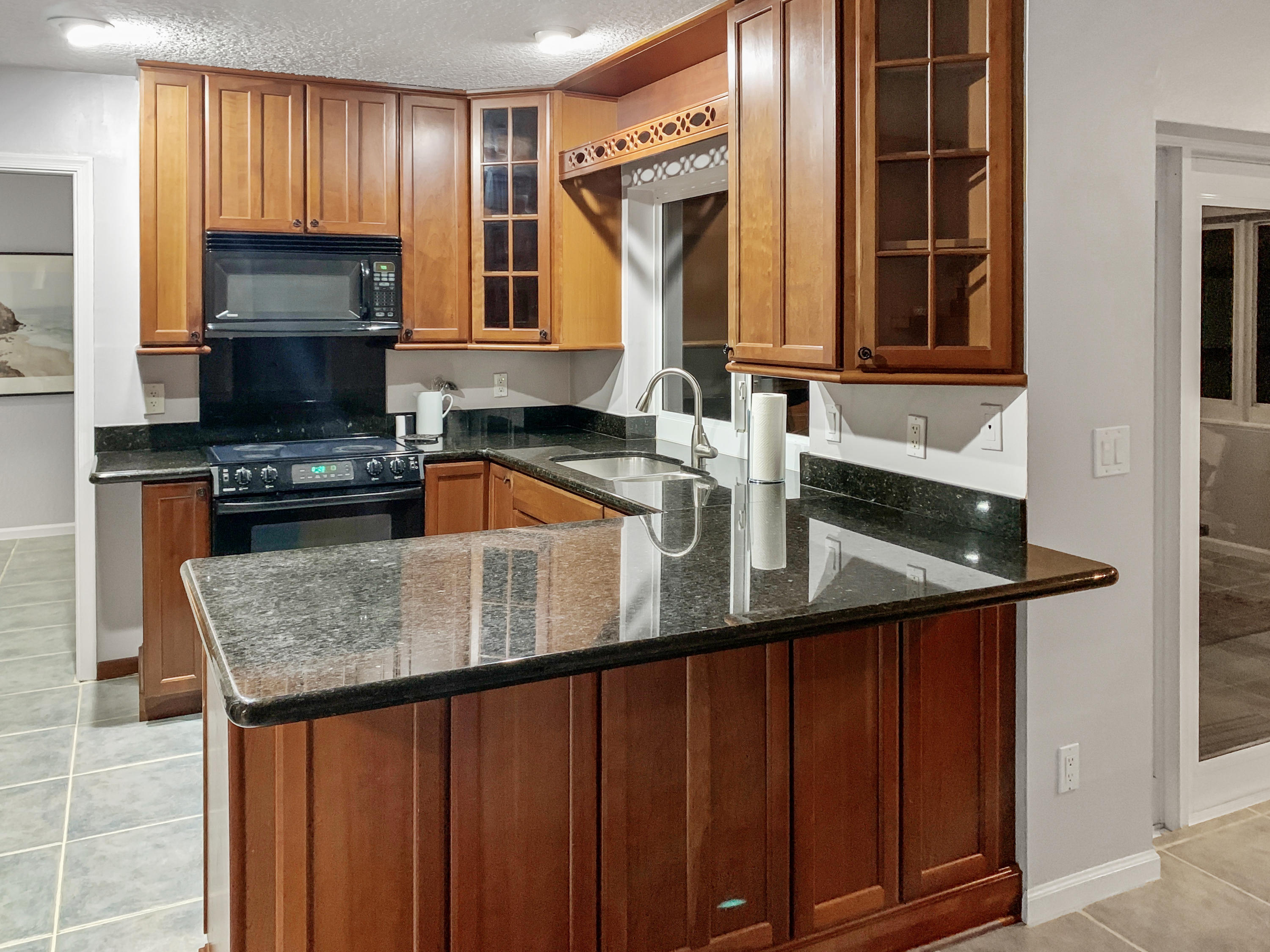 5900 Tidewater Drive Jupiter, FL 33458 - Photo 9 of 20 Kitchen Tidewater