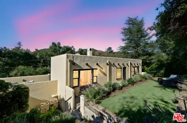 $1,500,000 | 25648 Timpangos Drive, Calabasas, CA 91302