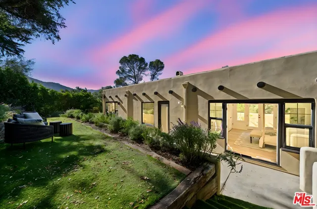 $1,500,000 | 25648 Timpangos Drive, Calabasas, CA 91302