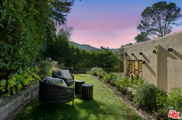 $1,500,000 | 25648 Timpangos Drive, Calabasas, CA 91302