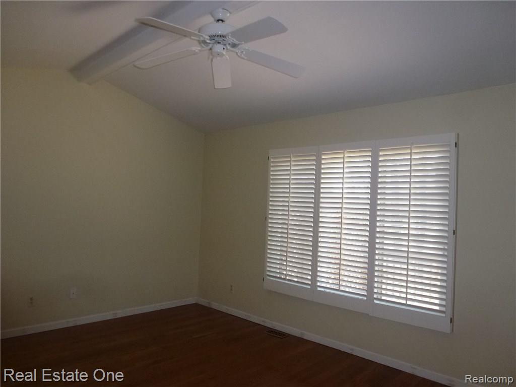 2178 London Bridge Drive, Unit 40 Rochester Hills, MI 48307 - Photo 12 of 31