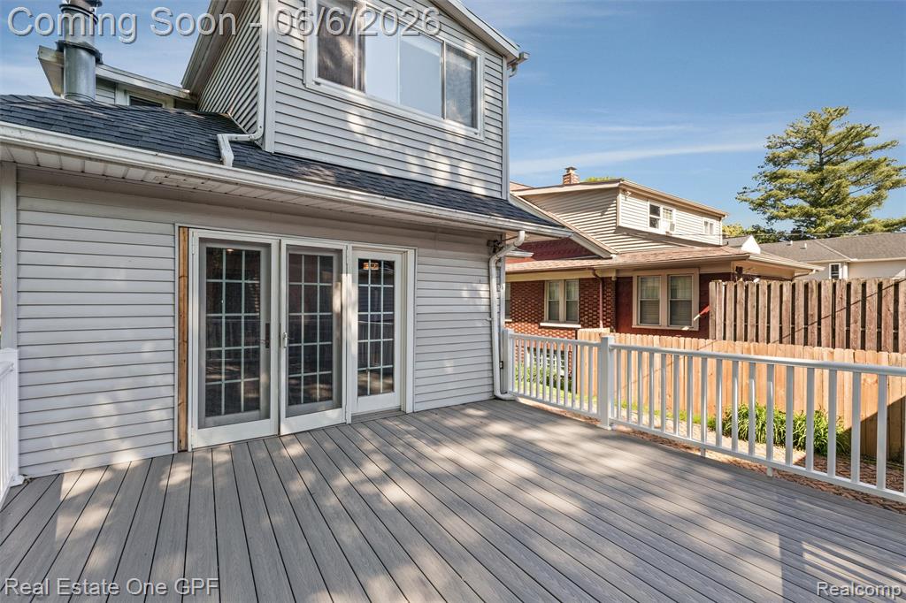957 Fisher Road Grosse Pointe, MI 48230 - Photo 10 of 38