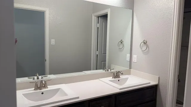 $2,695 | 811 Knox Drive, Rockwall, TX 75087