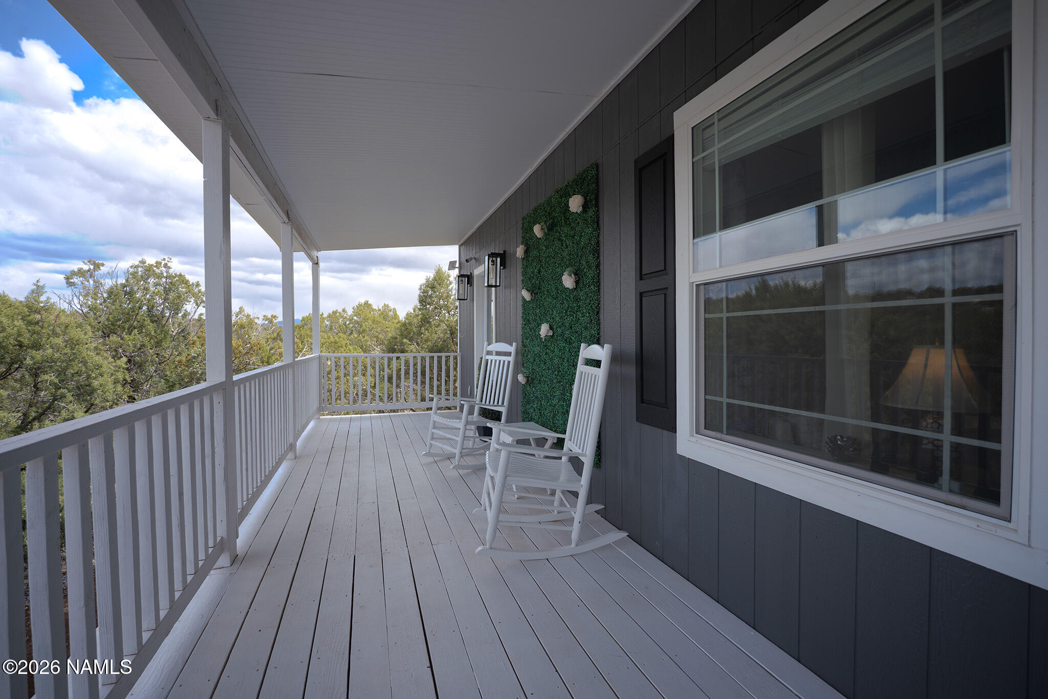2576 Roberts Road Ash Fork, AZ 86320 - Photo 17 of 21 2520 W Roberts_Deck Left