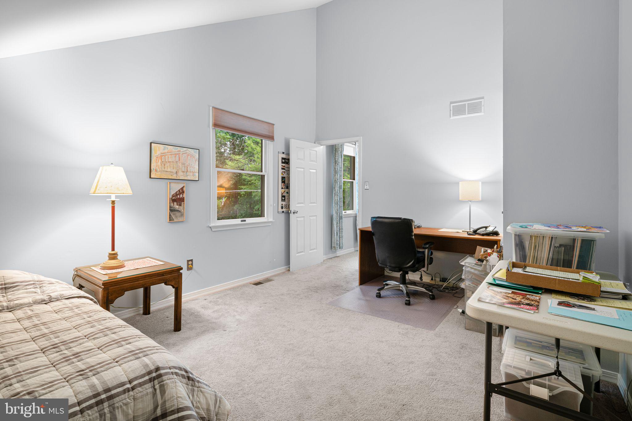 333 South Atlantic Avenue Haddonfield, NJ 08033 - Photo 16 of 19 a bedroom with a workspace
