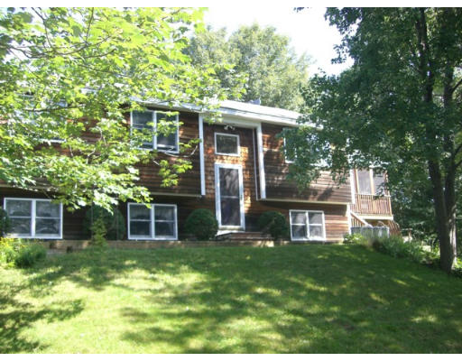 30 Byfield Road Groveland, MA 01834 - Photo 1 of 1 Gallery Image 1