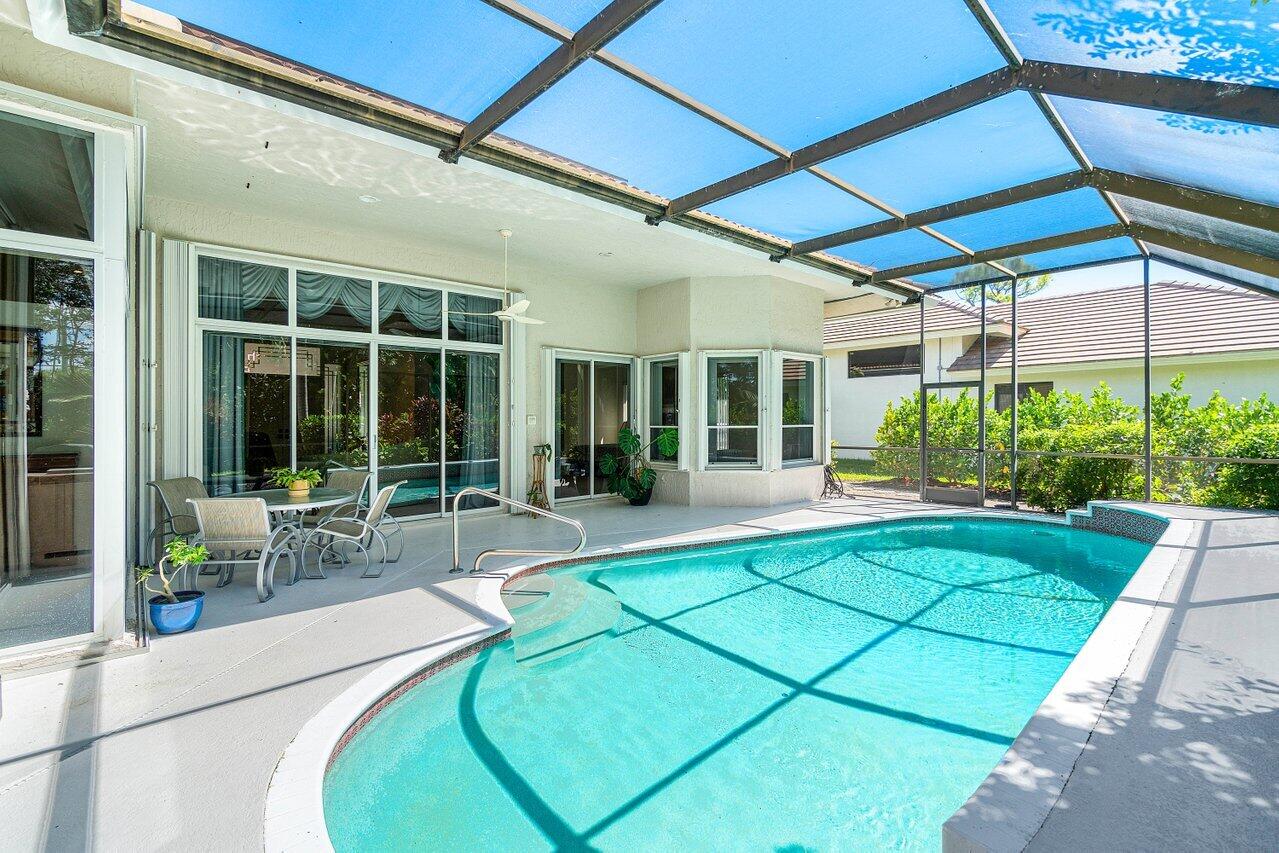 929 Parkside Circle North Boca Raton, FL 33486 - Photo 19 of 32 047-929ParksideCircleNorth-BocaRaton-FL-