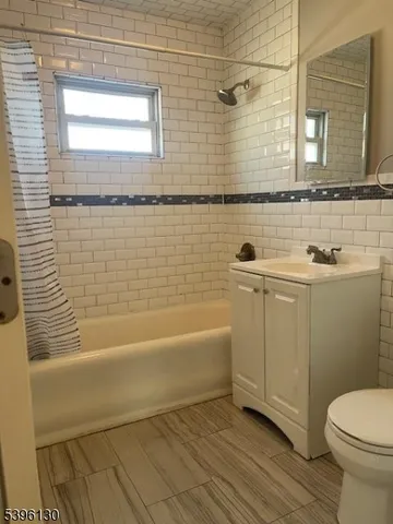 $1,700 | 9 Waldo Avenue, Bloomfield, NJ 07003