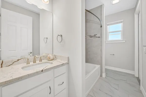 $869,000 | 18763 Lake Hammock Drive, Naples, FL 34114