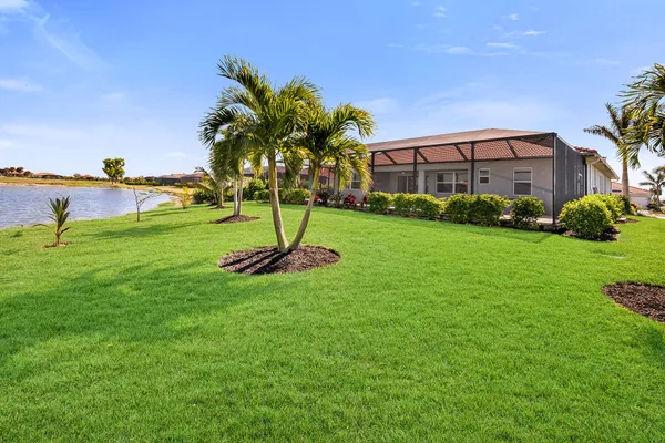 $869,000 | 18763 Lake Hammock Drive, Naples, FL 34114