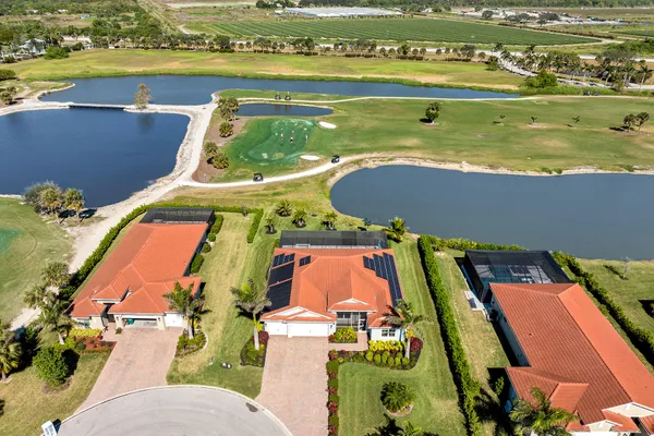 $869,000 | 18763 Lake Hammock Drive, Naples, FL 34114