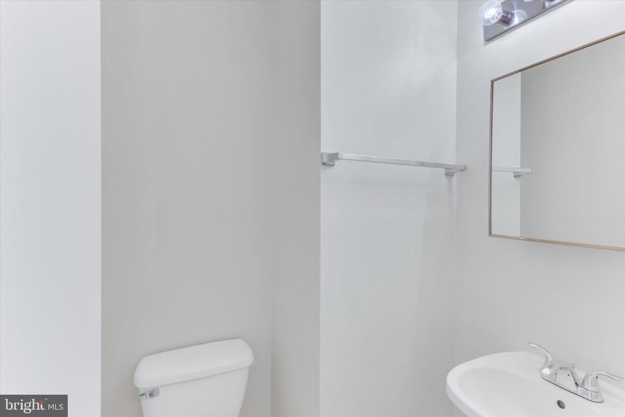 14323 Gate Dancer Lane Boyds, MD 20841 - Photo 31 of 54 Sleek and modern bathroom design.