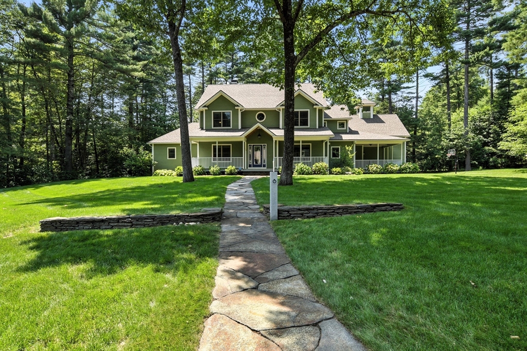 19 Hawthorn Road Amherst, MA 01002 - Photo 1 of 42