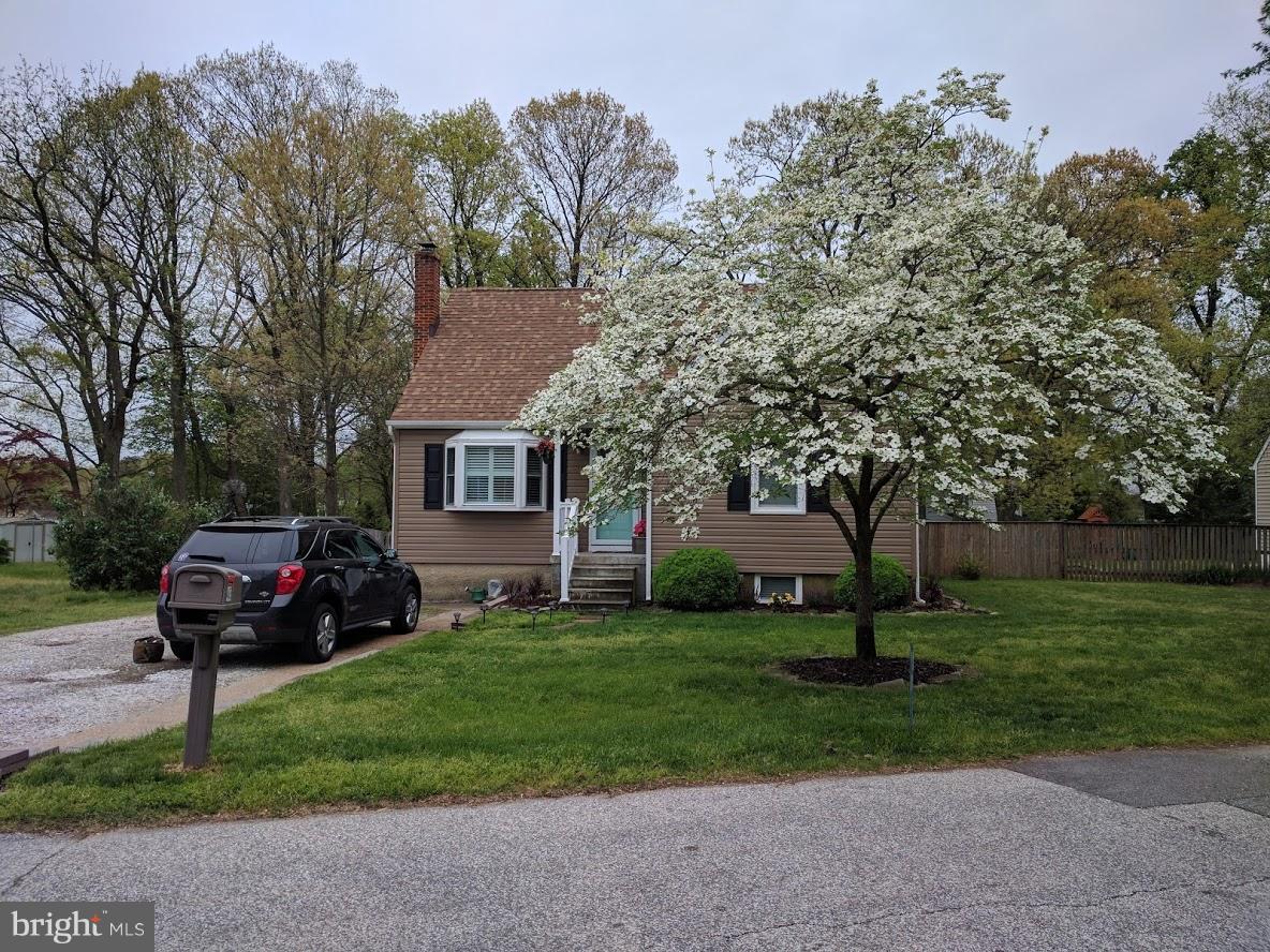 465 Broadwater Road Arnold, MD 21012 - Photo 1 of 27 Exterior (Front)