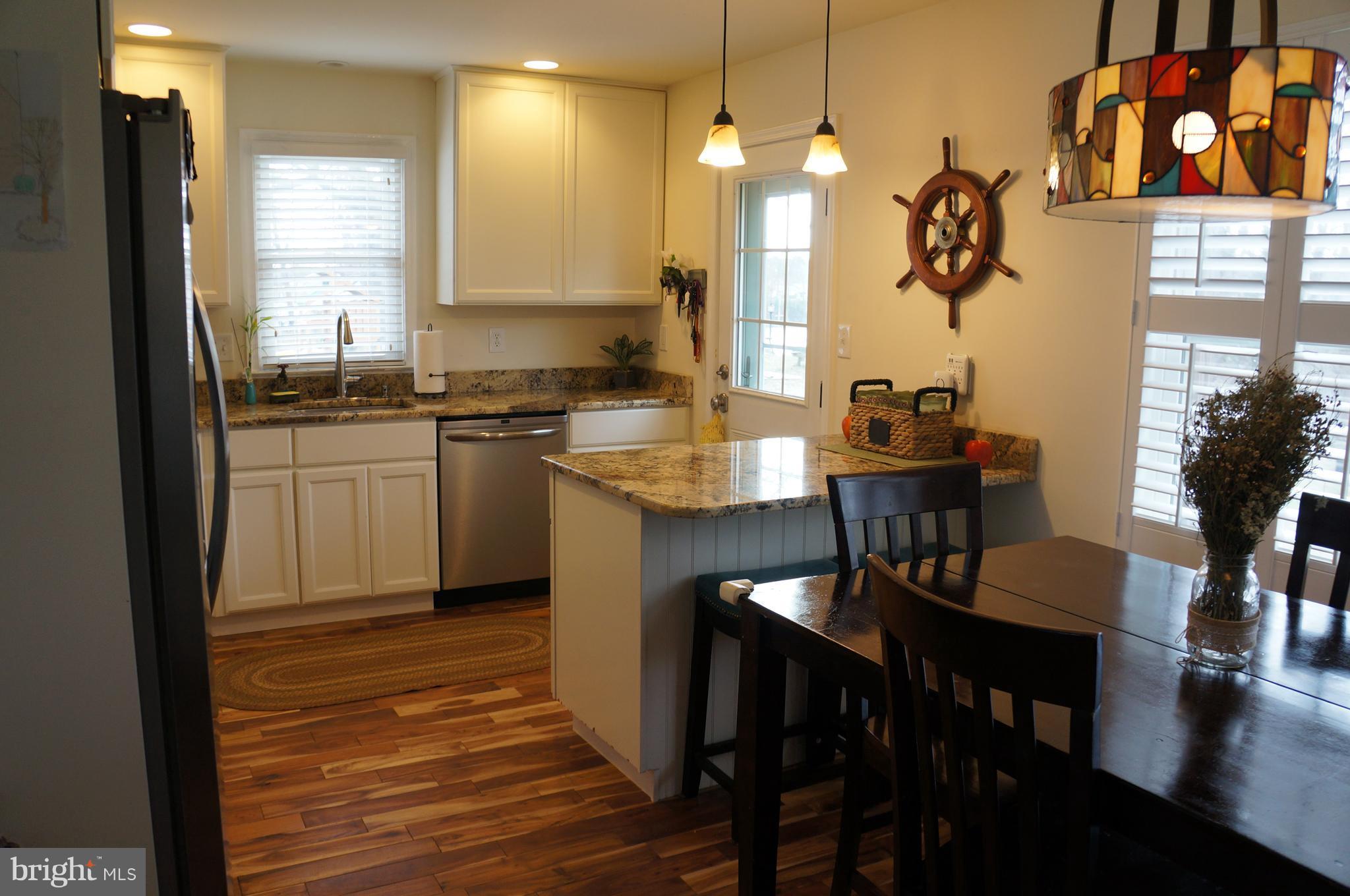 465 Broadwater Road Arnold, MD 21012 - Photo 5 of 27 Kitchen