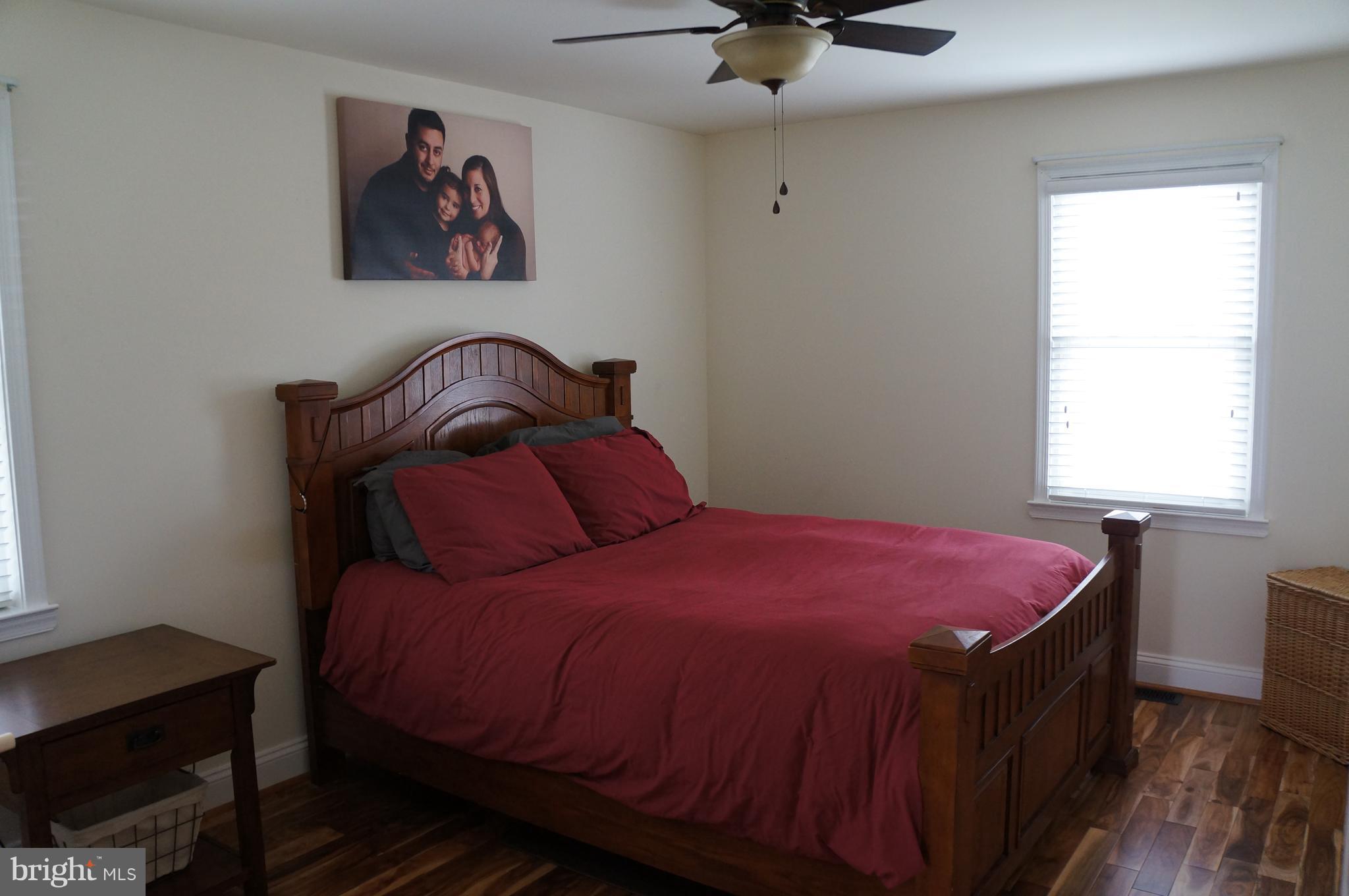 465 Broadwater Road Arnold, MD 21012 - Photo 8 of 27 Bedroom (Master)