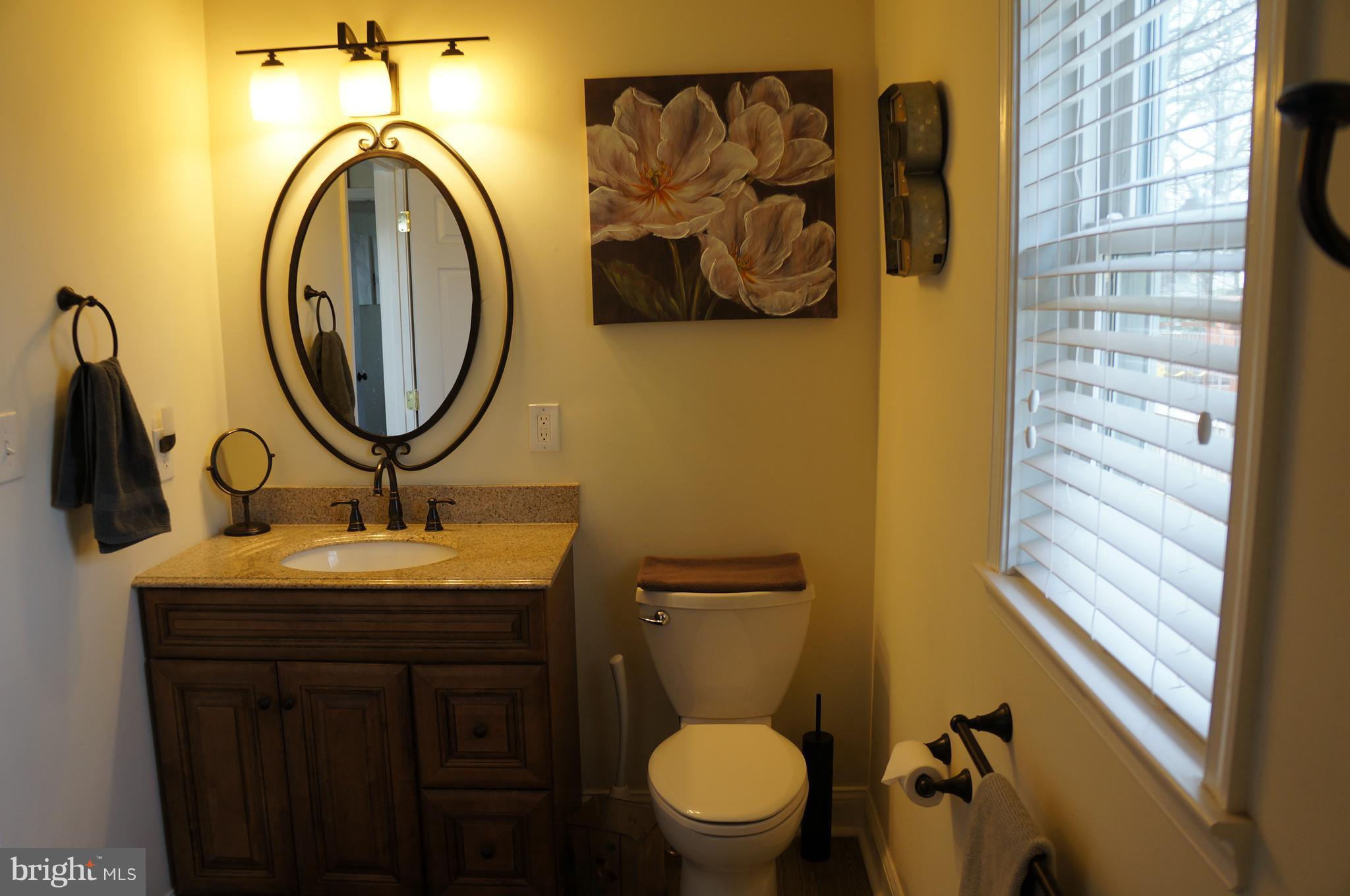 465 Broadwater Road Arnold, MD 21012 - Photo 10 of 27 Bath