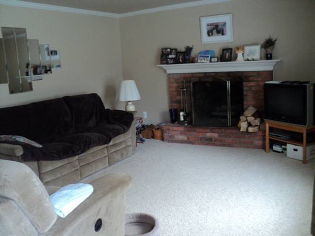 4660 Hagerman Road Leonard, MI 48367 - Photo 8 of 12 31084006-7.JPG