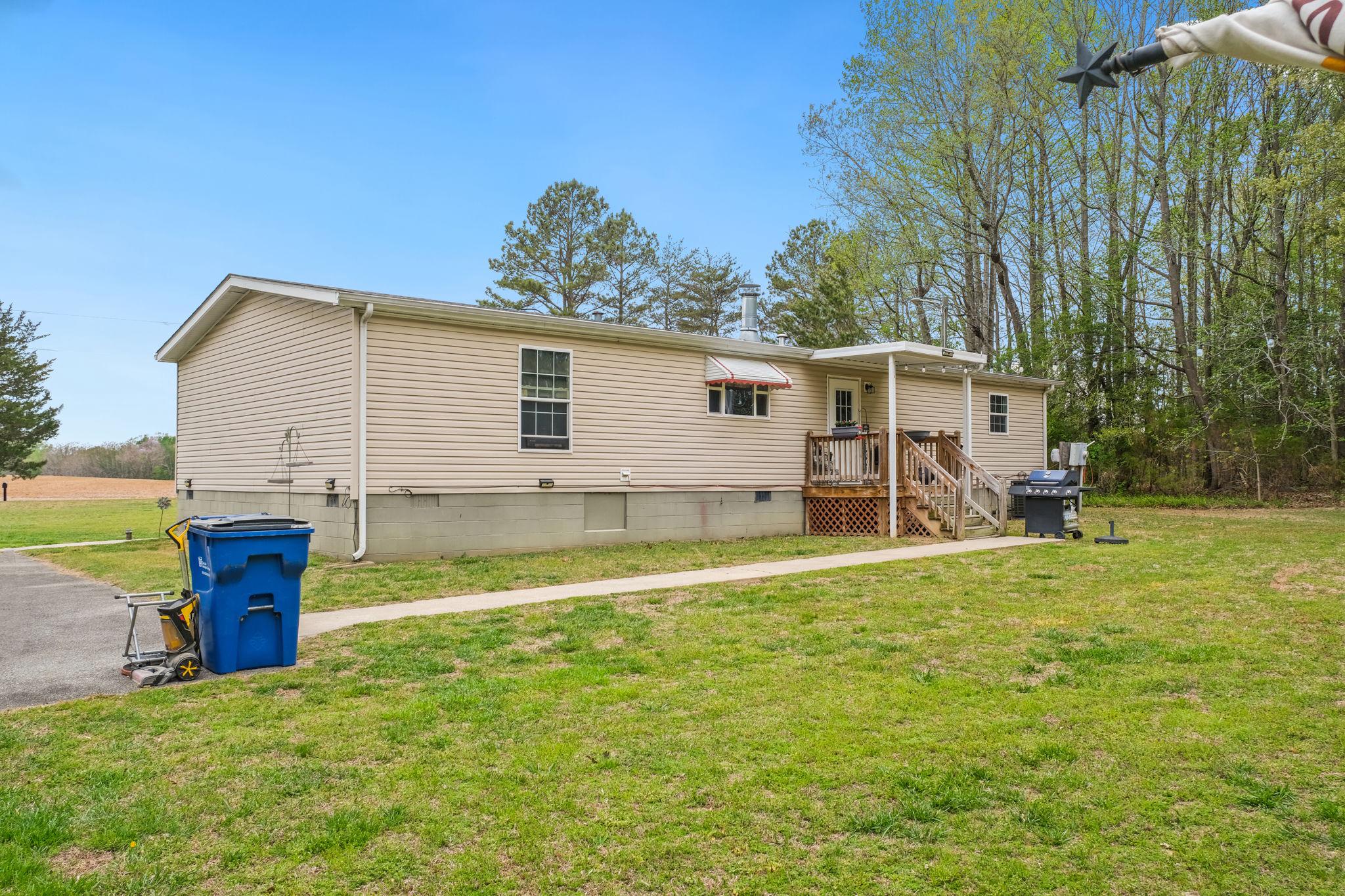 986 Lewis Level Road Tappahannock, VA 22560 - Photo 4 of 24 Charming home with serene surroundings.