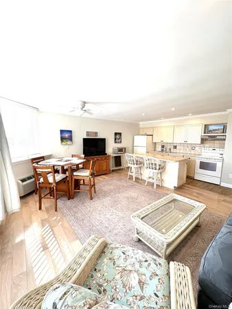 $25,000 | 253 Dune Road, Unit 49, Westhampton Beach, NY 11978