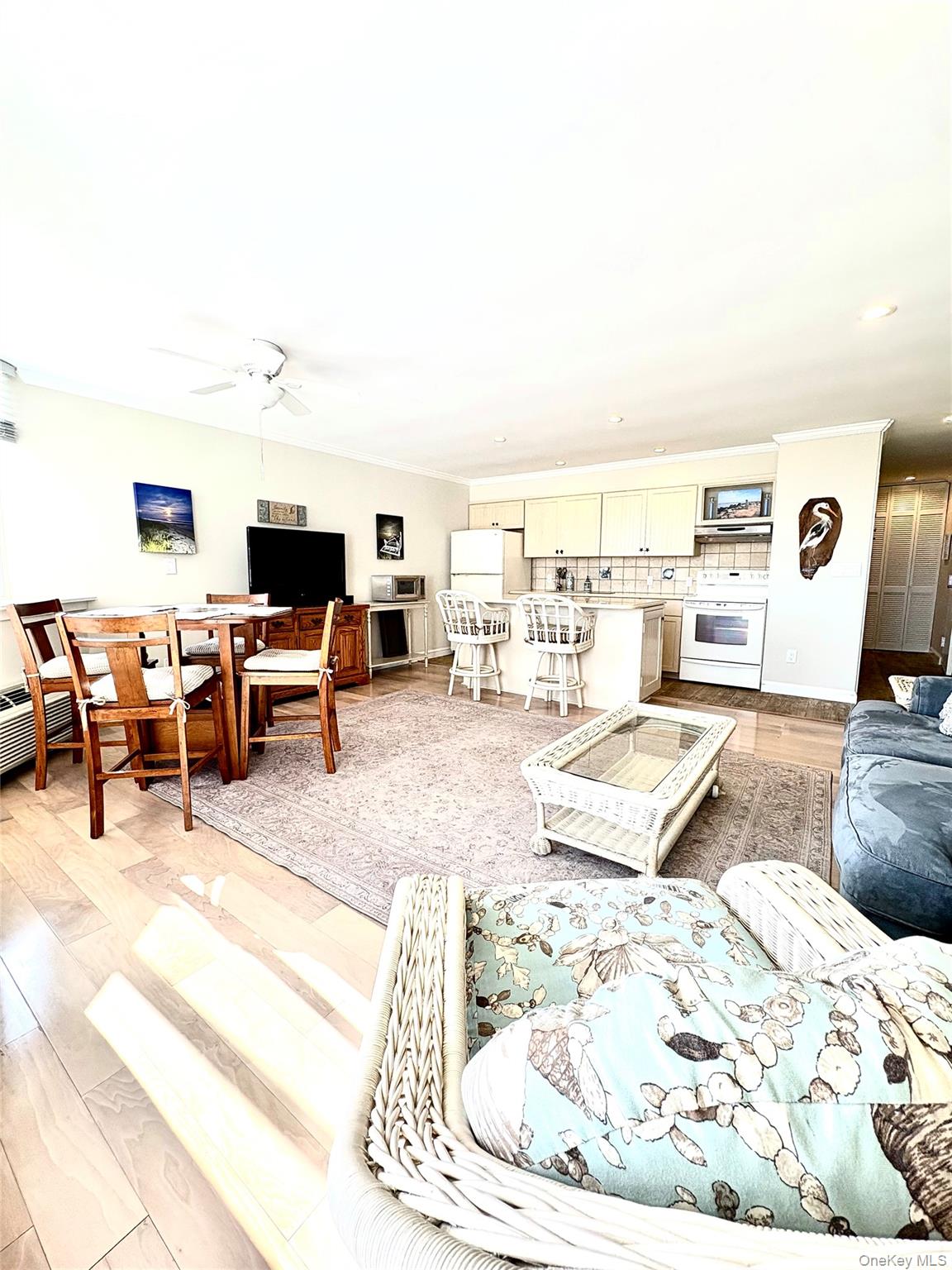 253 Dune Road, Unit 49 Westhampton Beach, NY 11978 - Photo 15 of 20