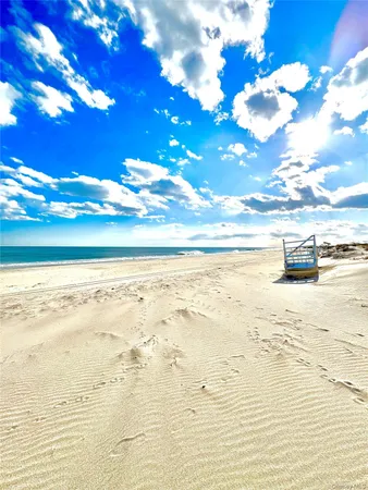 $25,000 | 253 Dune Road, Unit 49, Westhampton Beach, NY 11978