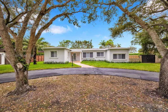 $7,000 | 6110 Southwest 79th Street, South Miami, FL 33143
