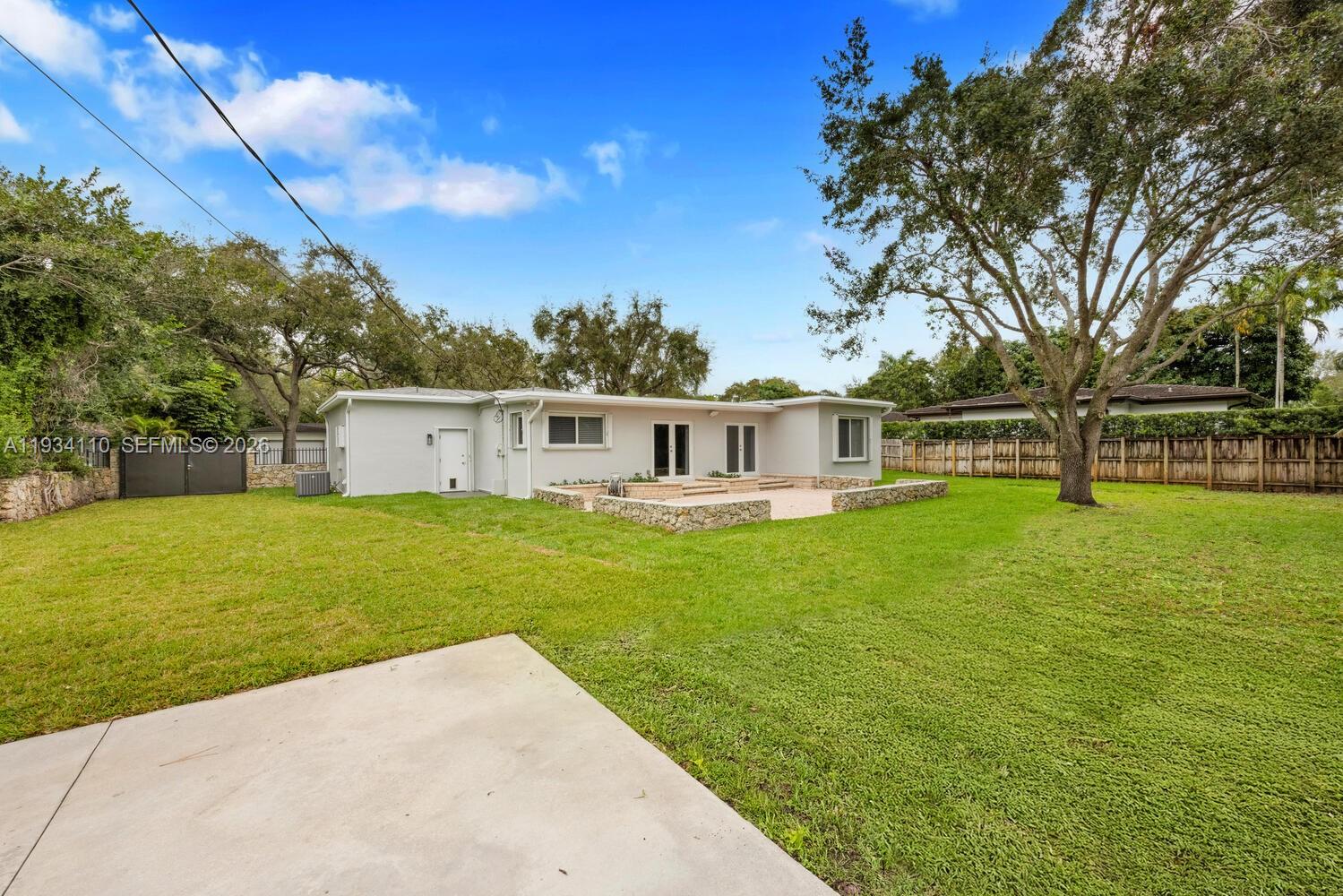 6110 Southwest 79th Street South Miami, FL 33143 - Photo 26 of 29