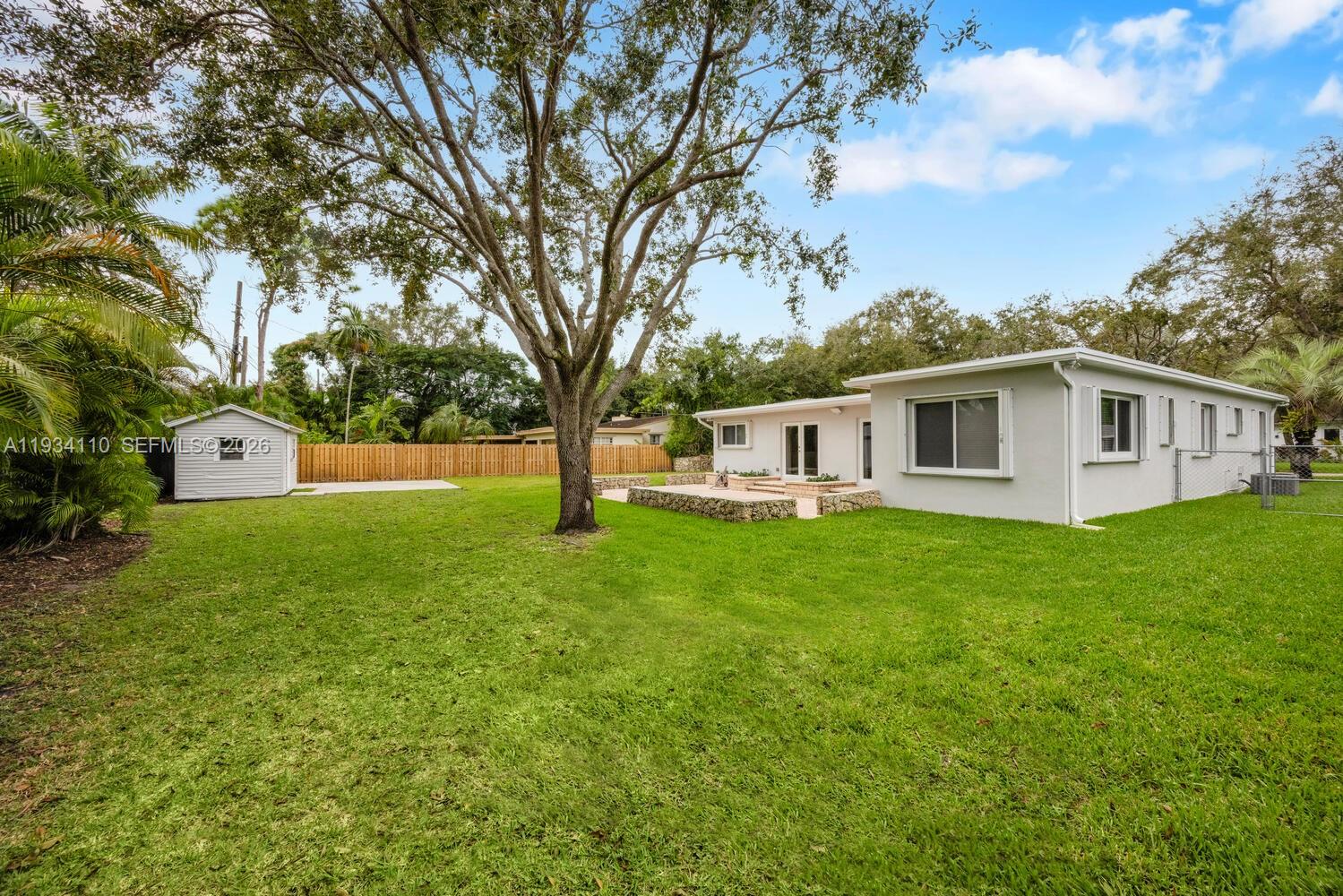 6110 Southwest 79th Street South Miami, FL 33143 - Photo 28 of 29