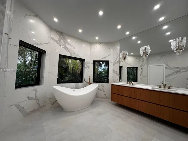 $14,000 | 223 Northwest 129th Avenue, Miami, FL 33182