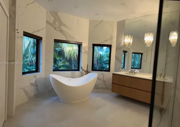 $14,000 | 223 Northwest 129th Avenue, Miami, FL 33182