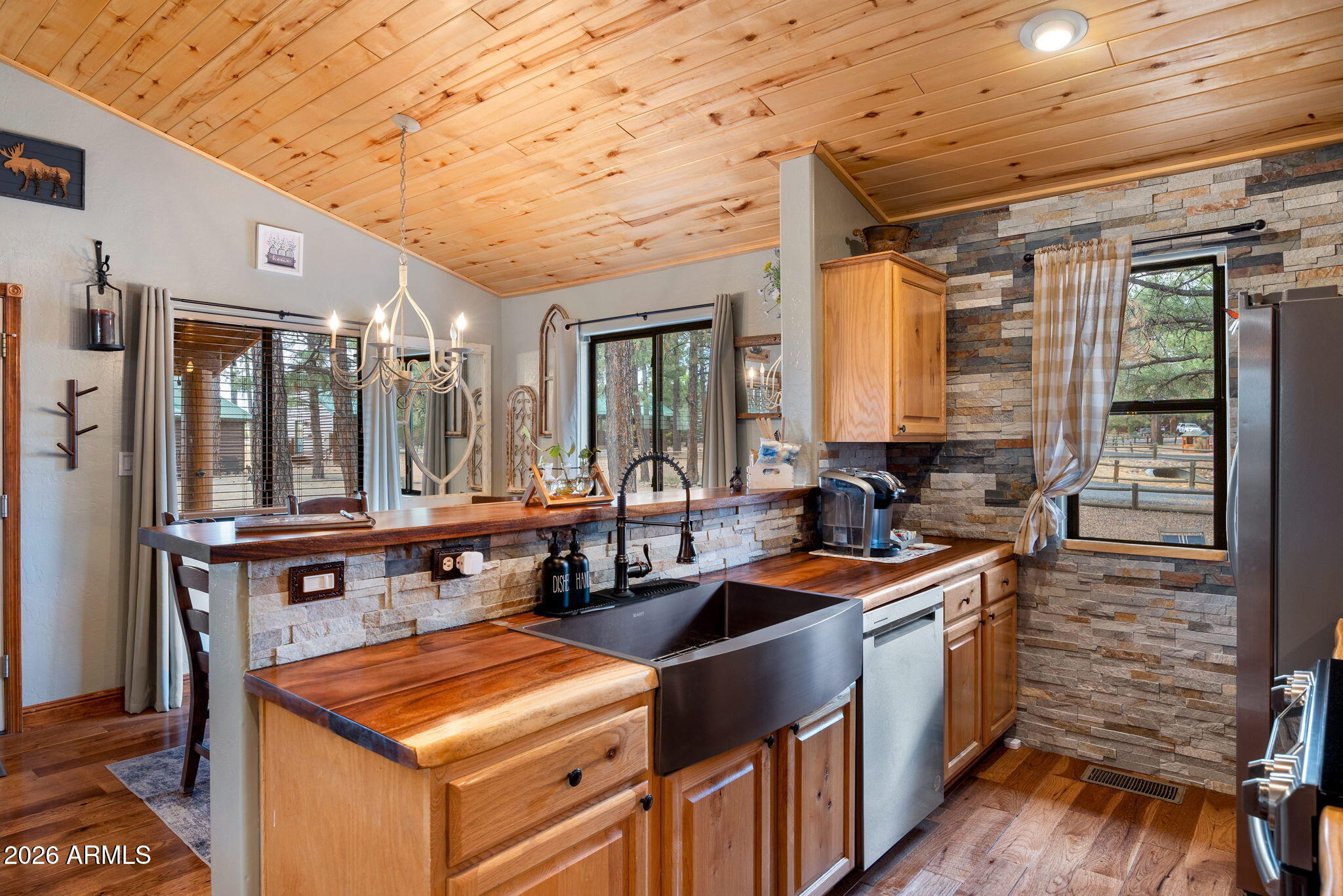 2722 High Pine Loop Overgaard, AZ 85933 - Photo 12 of 29 2722HighPineLoop-Overgaard-AZ-13