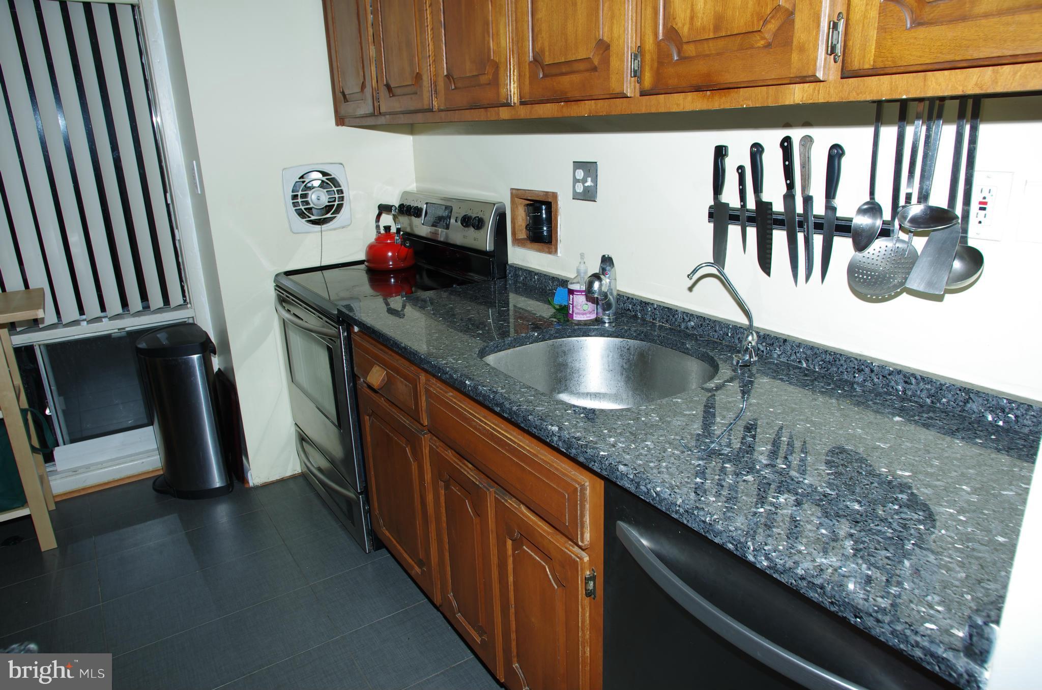 12710 Barbara Road Silver Spring, MD 20906 - Photo 11 of 14 Kitchen
