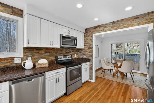 $284,900 | 390 Trailsend Drive, Unit 390, Torrington, CT 06790